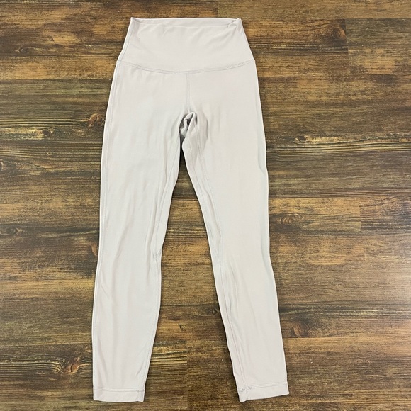 LULULEMON Align 25” High Waisted Leggings, Size 4 - Picture 3 of 9